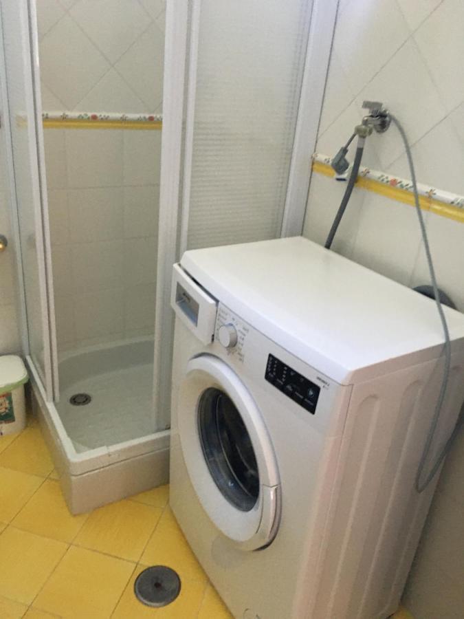 Casa Della Regina Apartment Аджерола Екстериор снимка