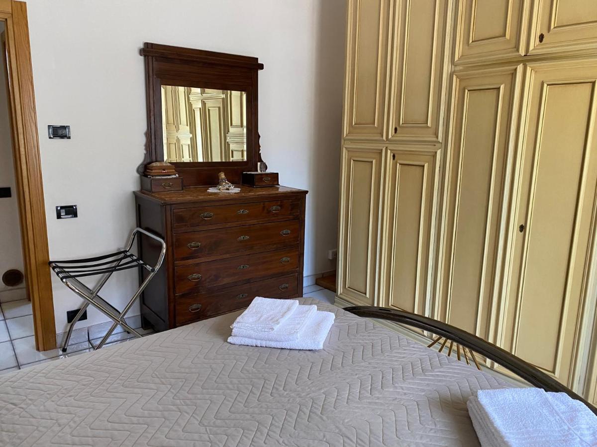 Casa Della Regina Apartment Аджерола Екстериор снимка